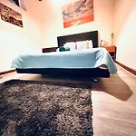 Iqra Apartment Lisbon