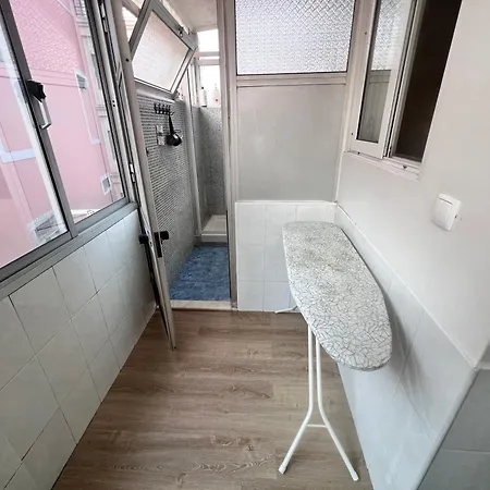 Apartment Iqra Lissabon